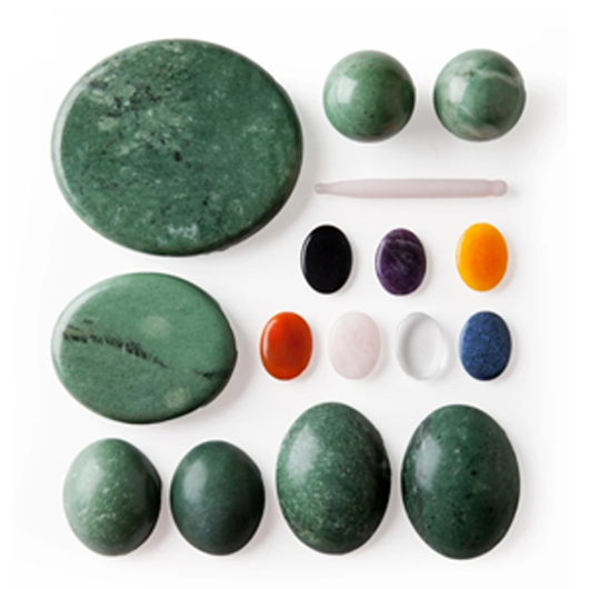 CHAKRA JADE STONE SET - 16 STONES + JADE DVD530.jpg